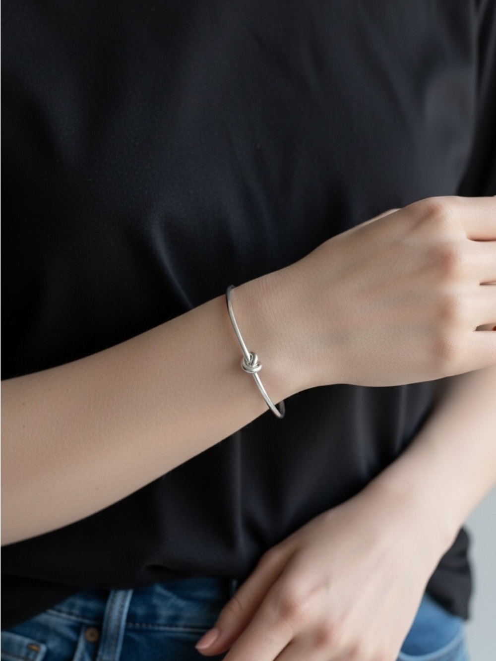 9/2 Minimal Knot Silver Bangle Bracelet - Women's Jewelry
